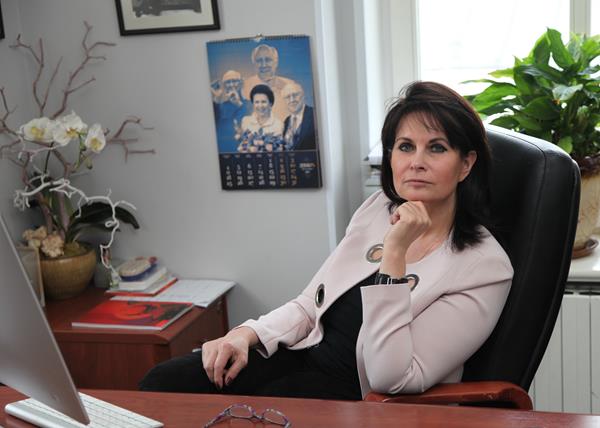 Министр культуры Оренбургской области Евгения Шевченко поздравила с юбилеем Ольгу Ростропович